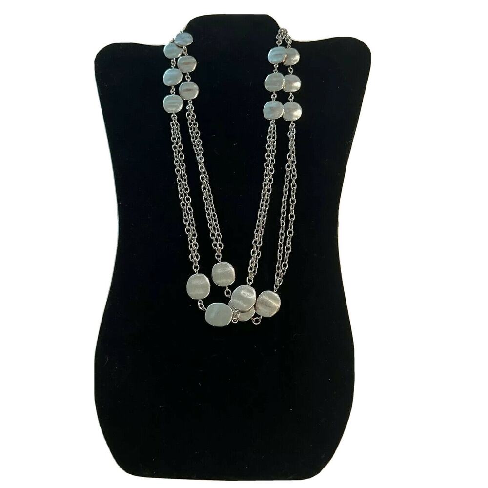 Silver Tone Hammered Disks on Chain Necklace 23 inches